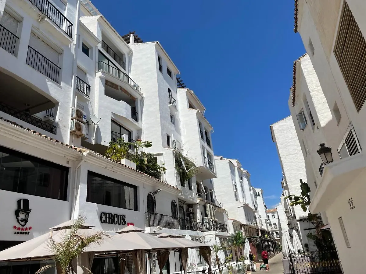 Homelystay - Marbella, Puerto Banus 0*, Marbella